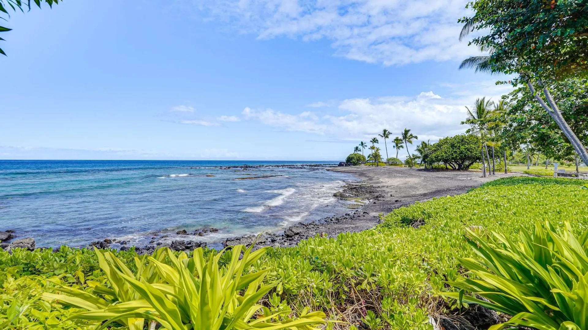 Ultimate Oceanfront Townhome Located On Kona Coast Kailua-Kona 0*,